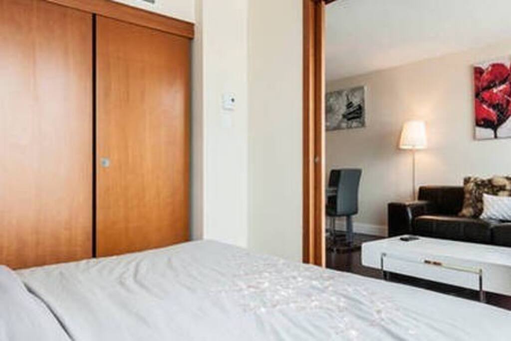 Bedroom+Closet+Salon