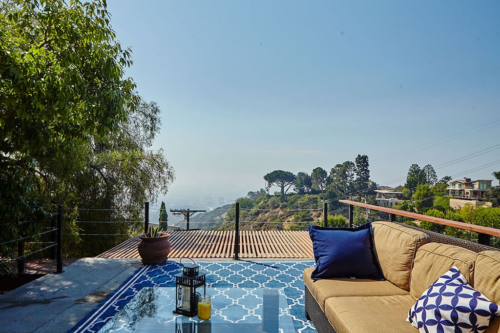Rooftop Lounge