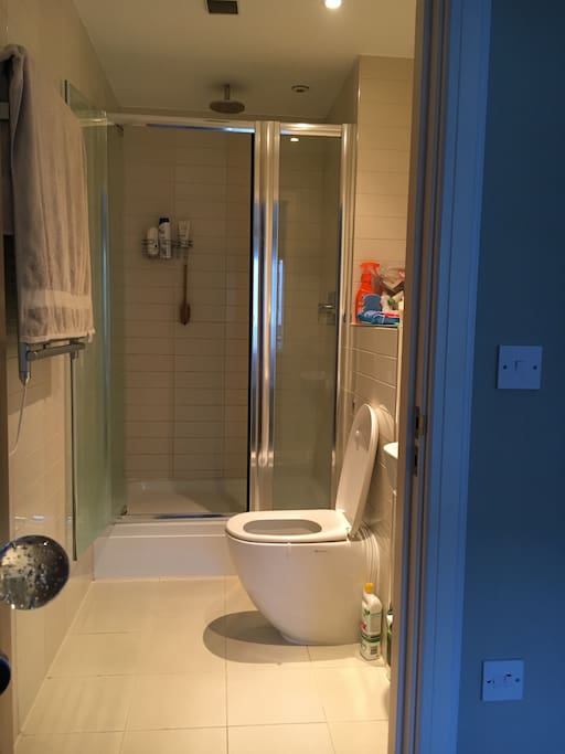 Ensuite bathroom