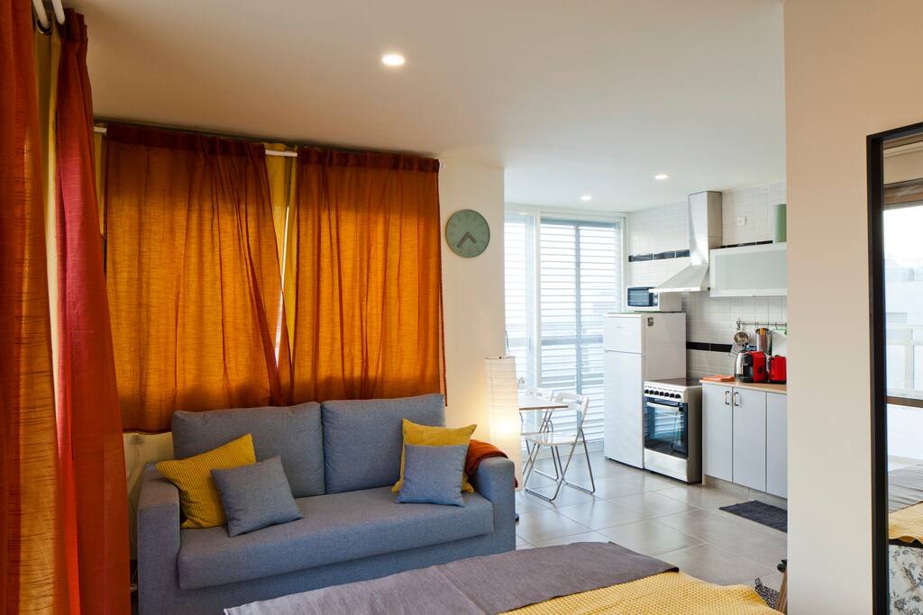 Futon front view