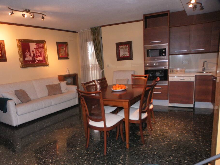 Salón Comedor
Cocina office