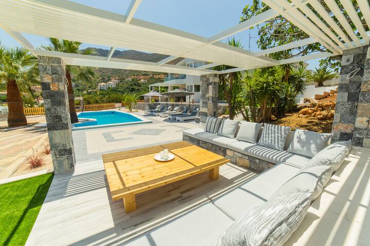 Villa Monroe gallery image 2