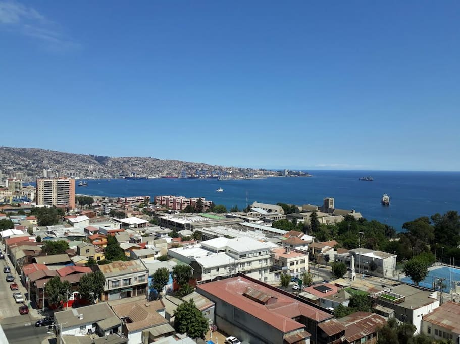 Vista Panorámica hacia Valparaiso