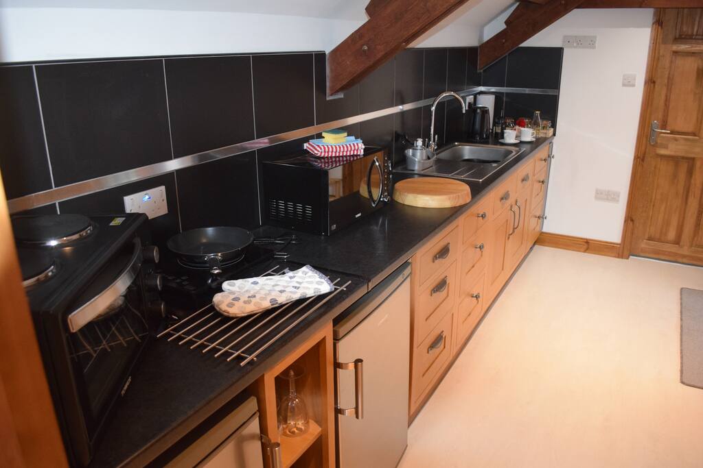 Self catering kitchen.