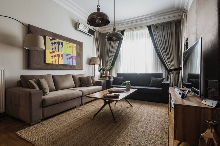 Acropolis Elegant Residence