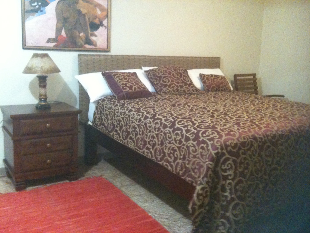 Veľká spálňa s manželskou posteľou King 