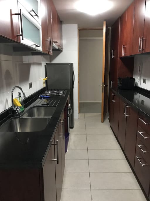 Cocina completamente amoblada