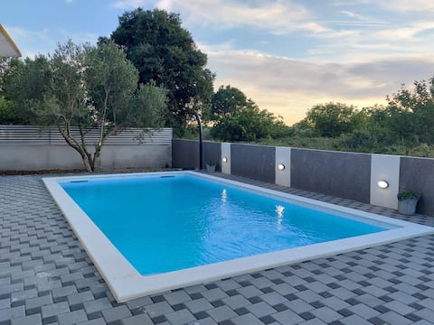 Top Airbnb: Holiday house SI in Grad Benkovac
