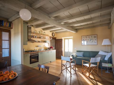 Airbnb con migliori performance: EX CHILDCARE DON LUIGI BELLOTTI (2) a Arona