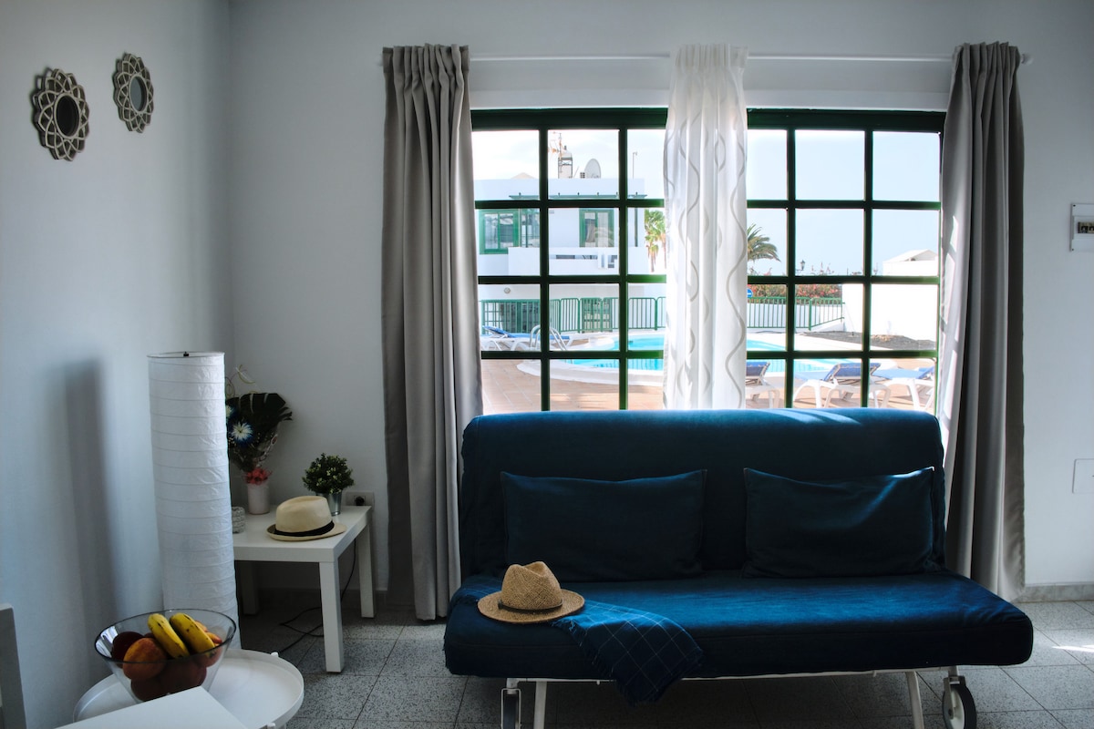 Top Airbnb: Gacomar ´s Apartment  overlooking the pool in Tías