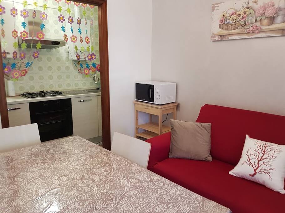 Cucina + soggiorno