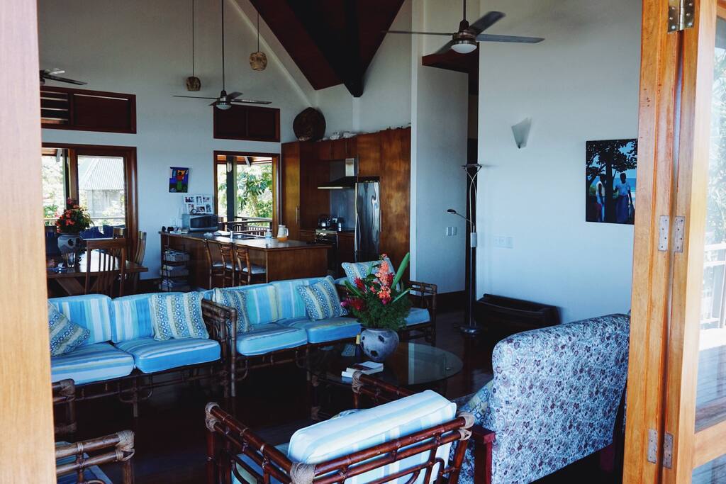 Lounge room.