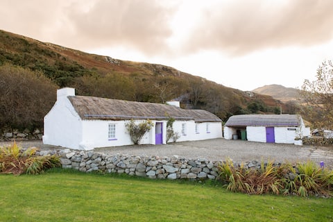 Mamore Cottages (Kate's)