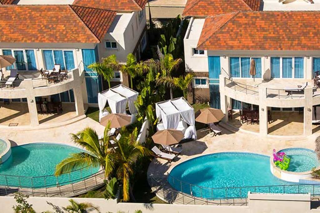 Private pool
