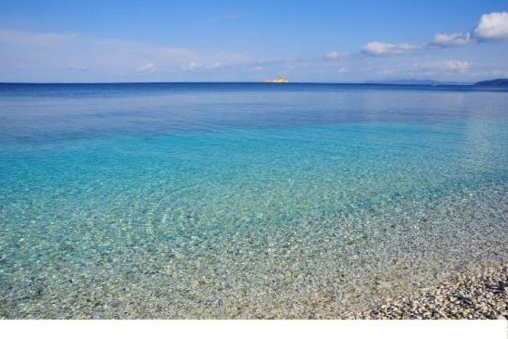 Le ghiaie (the stones) beach!! 3 min walk