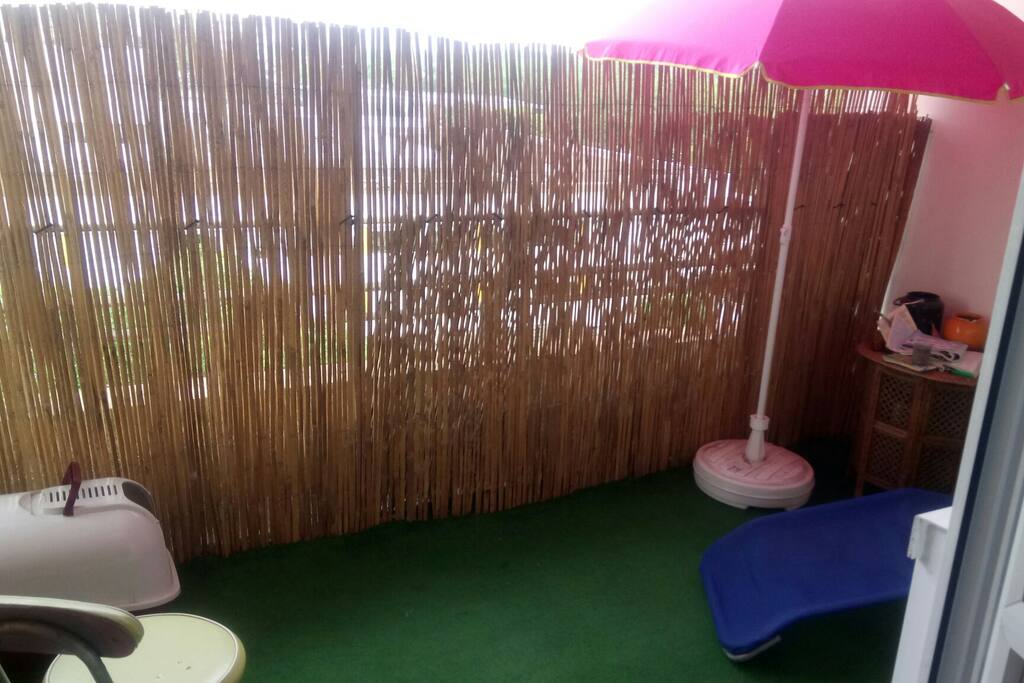 balcon pour prendre l'air ou fumer sa clope