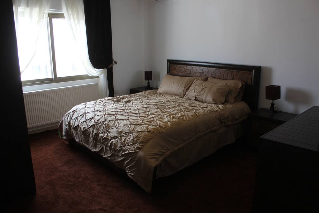 Master Bed Room No.1