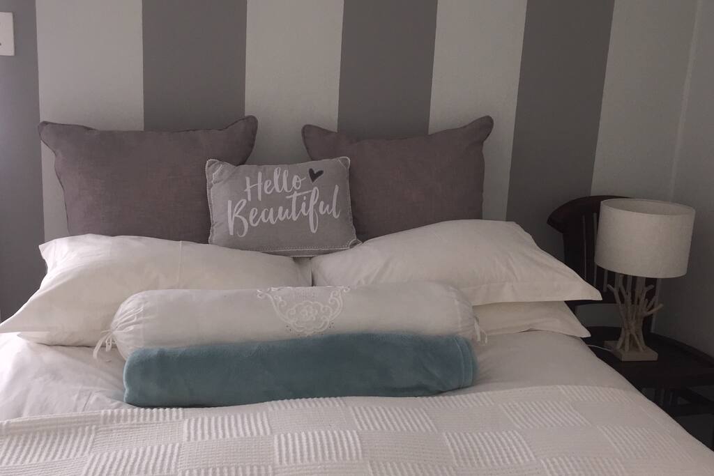 Queen Bed with on-suite bathroom
