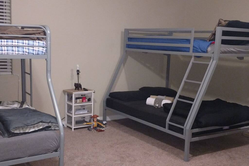 Shared bedroom
VERY Large