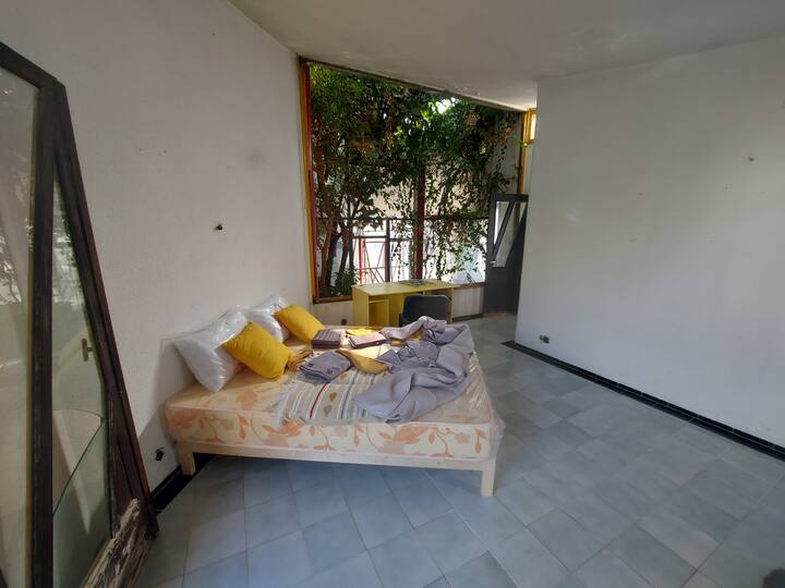 The Yellow Room for Artists Activists\o/~
October 2023