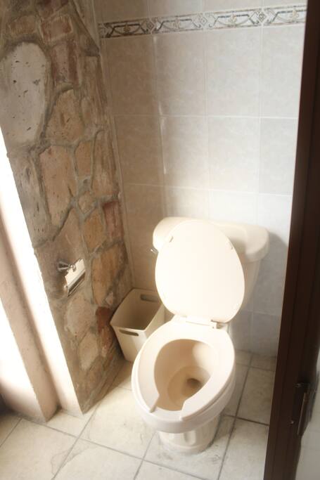 Baño completo propio