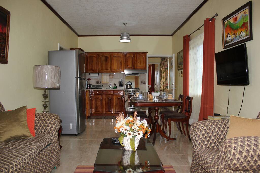 Kitchen, Dinning and Living Area