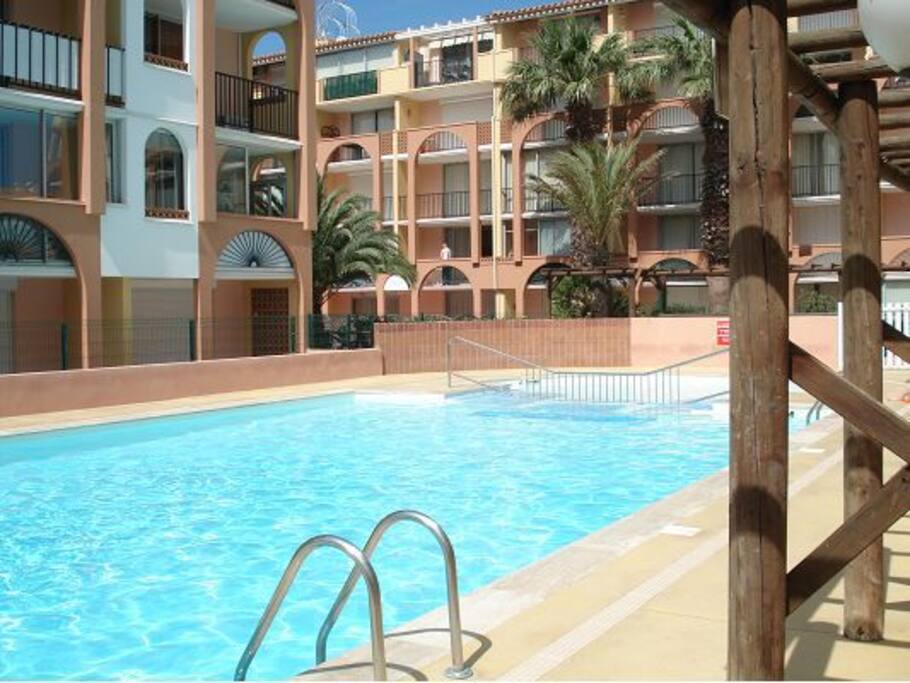 Piscine de la résidence