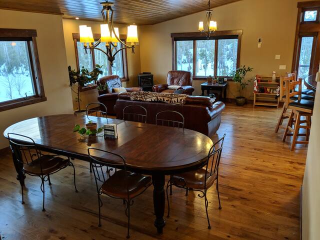 Beautiful countryside home, minutes from Resort