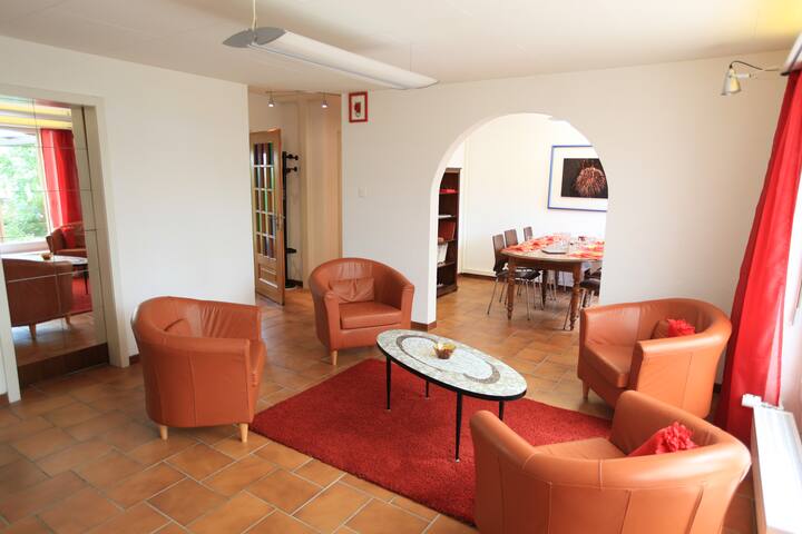 Villa 5 chambres avec piscine intérieure gallery image 3