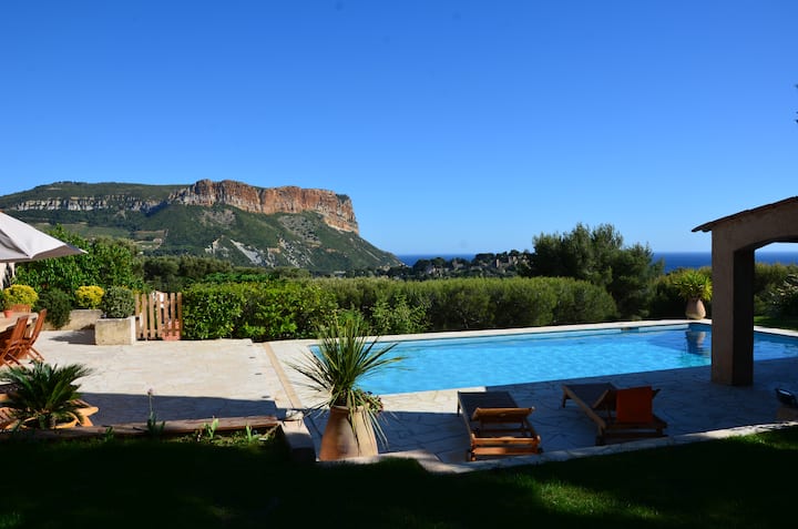 Villa Moderna Con Piscina Absolut Calma 300m Grosella Negra Del Centro - Aubagne