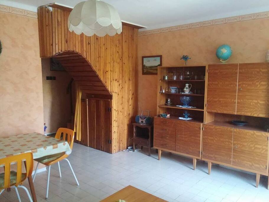 Living room.