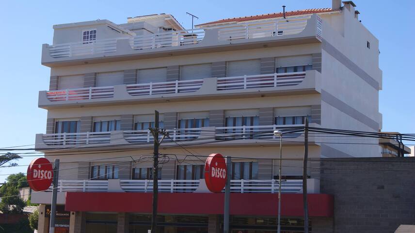 EDIFICIO LOS MEDANOS