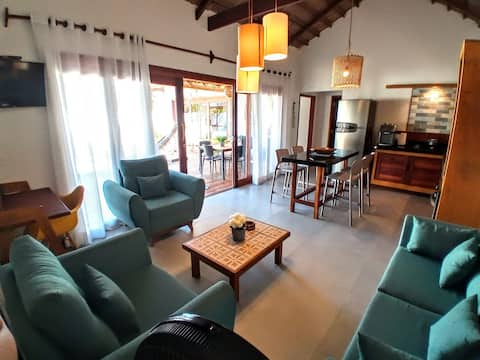 Top Airbnb: Casa Eva, beautiful 2-suite house with pool in Amontada