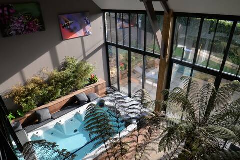 The grange of Tissey with spa and sauna