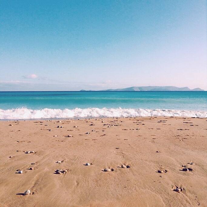 Amnissos beach 300 meters away from the house