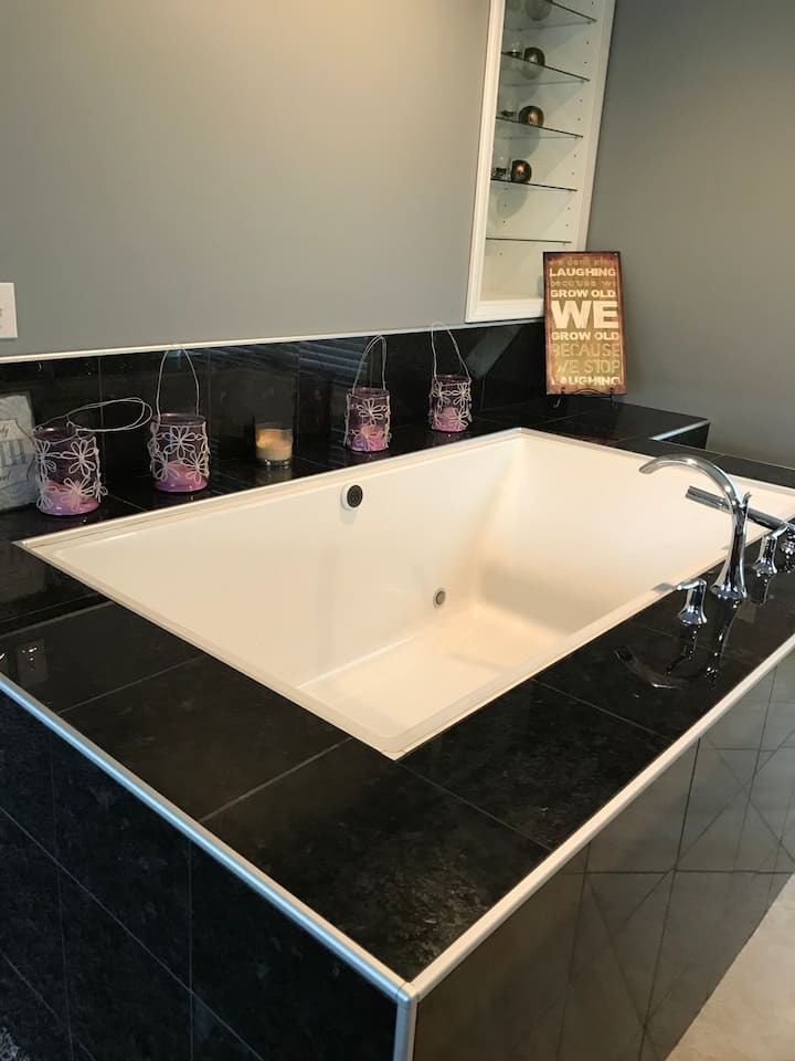 Top 6 Cabins With Hot Tub Near Erie, Pennsylvania Updated 2024 Trip101