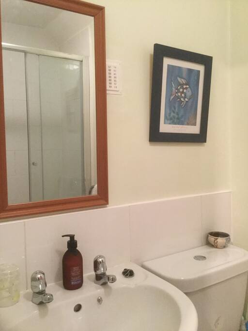 Small ensuite