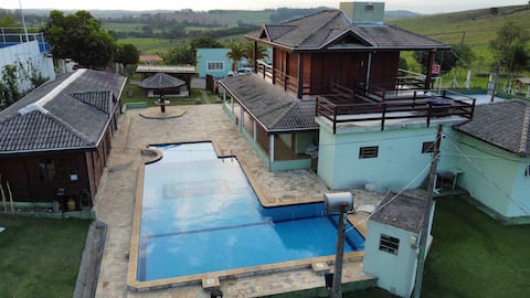 Popular Airbnb listing: Country House - Corner of Joy - 20 people in Caçapava