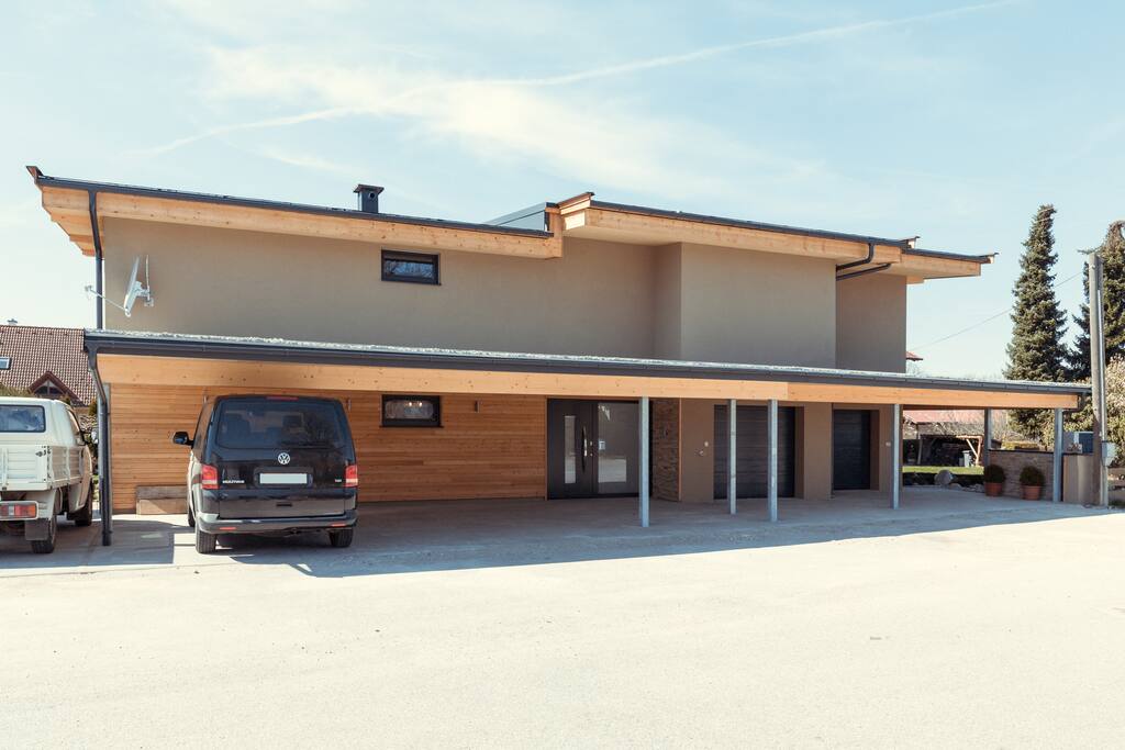Carport am Haus