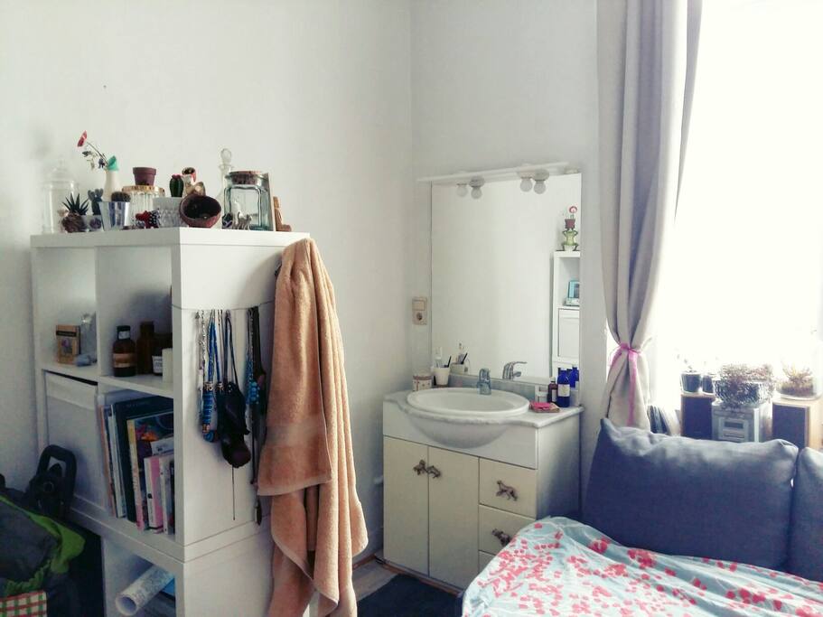 lavabo privatif dans la chambre
