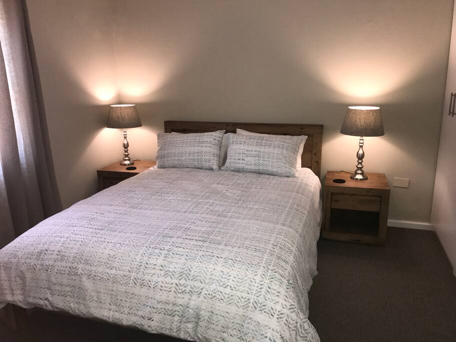 Main bedroom with Queen bed