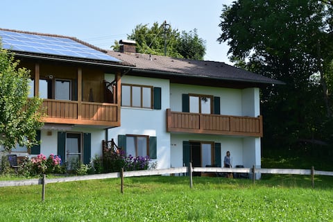 Top Airbnb: Alpine panorama castle view in Ostallgäu