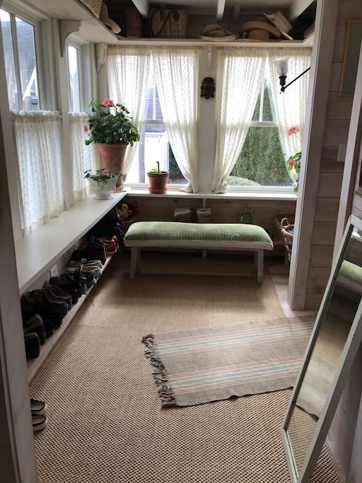 Mud room