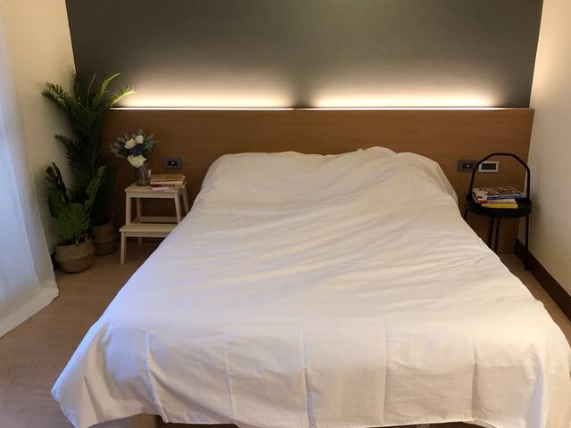 Kaohsiung studio with elevator  super close MRT