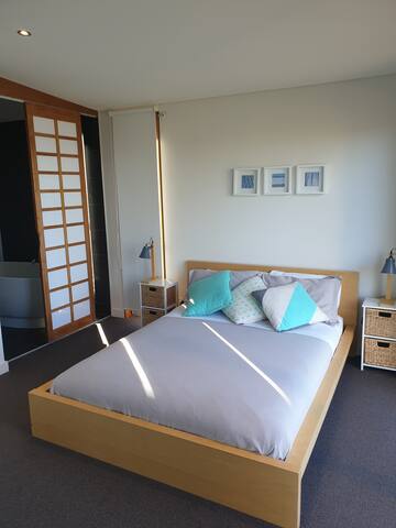 EyeSeaWye gallery image 3