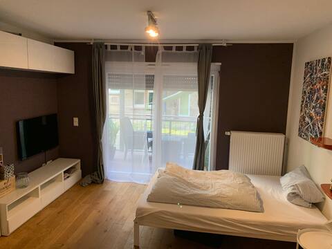 Charmantes App am Nationaltheater Zentrum Hebelstr