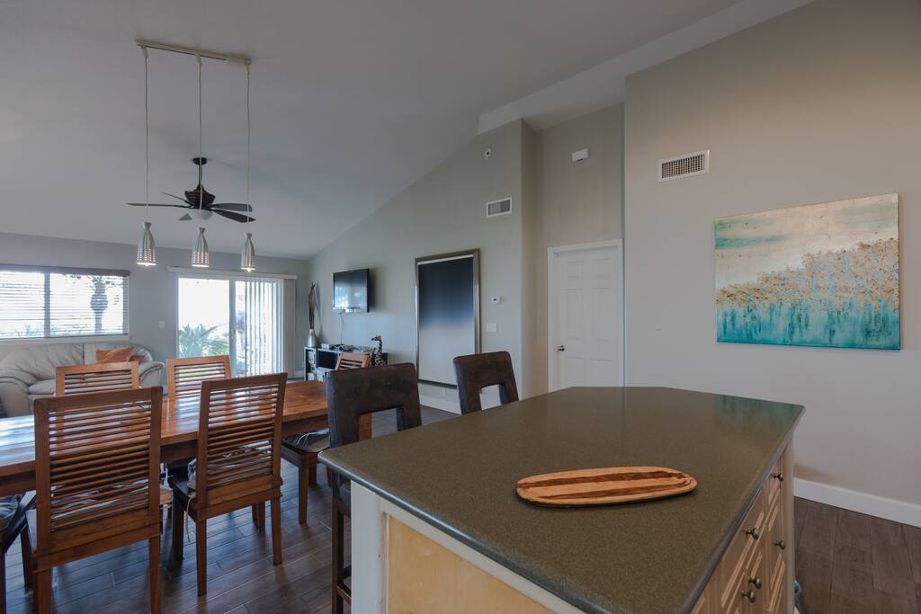 Kitchen with vaulted ceiling