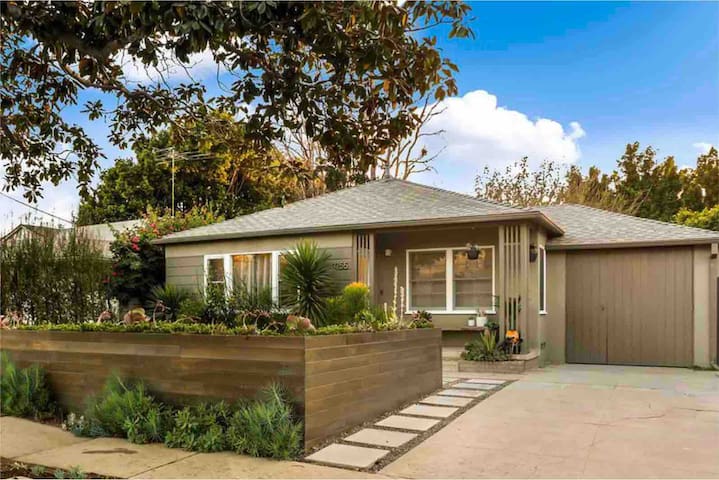 Perfect central location, peaceful outdoor spaces