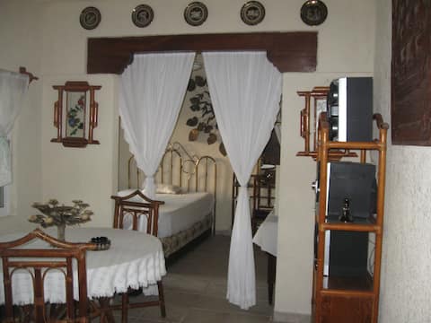 For 2 romantic people who like to escape!