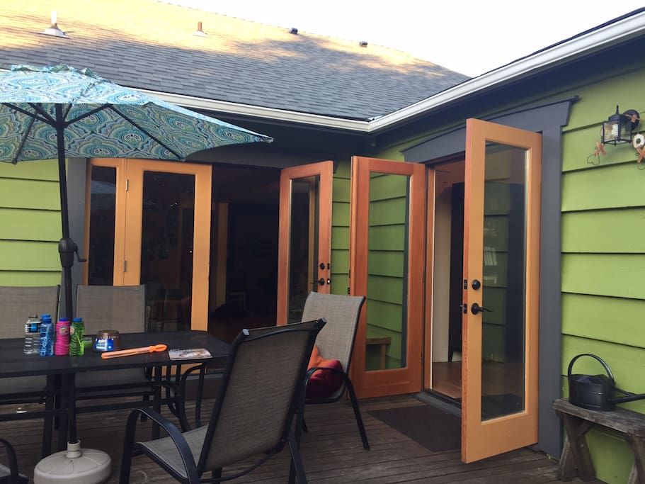 Enjoy Meals Outside